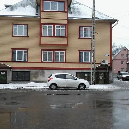 Tulika 1 Apartment *